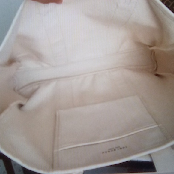 Tory Burch Canvas Tote NWOT - Picture 4 of 10